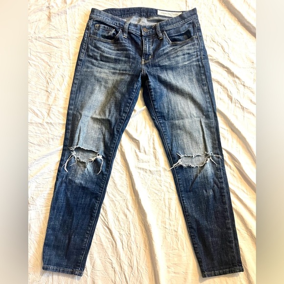 Treasure & Bond Women's Skinny Boyfriend & Ankle Blue Distressed Jeans Sz 26 - Picture 1 of 12